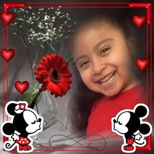 Meet your Posher, Cresencia